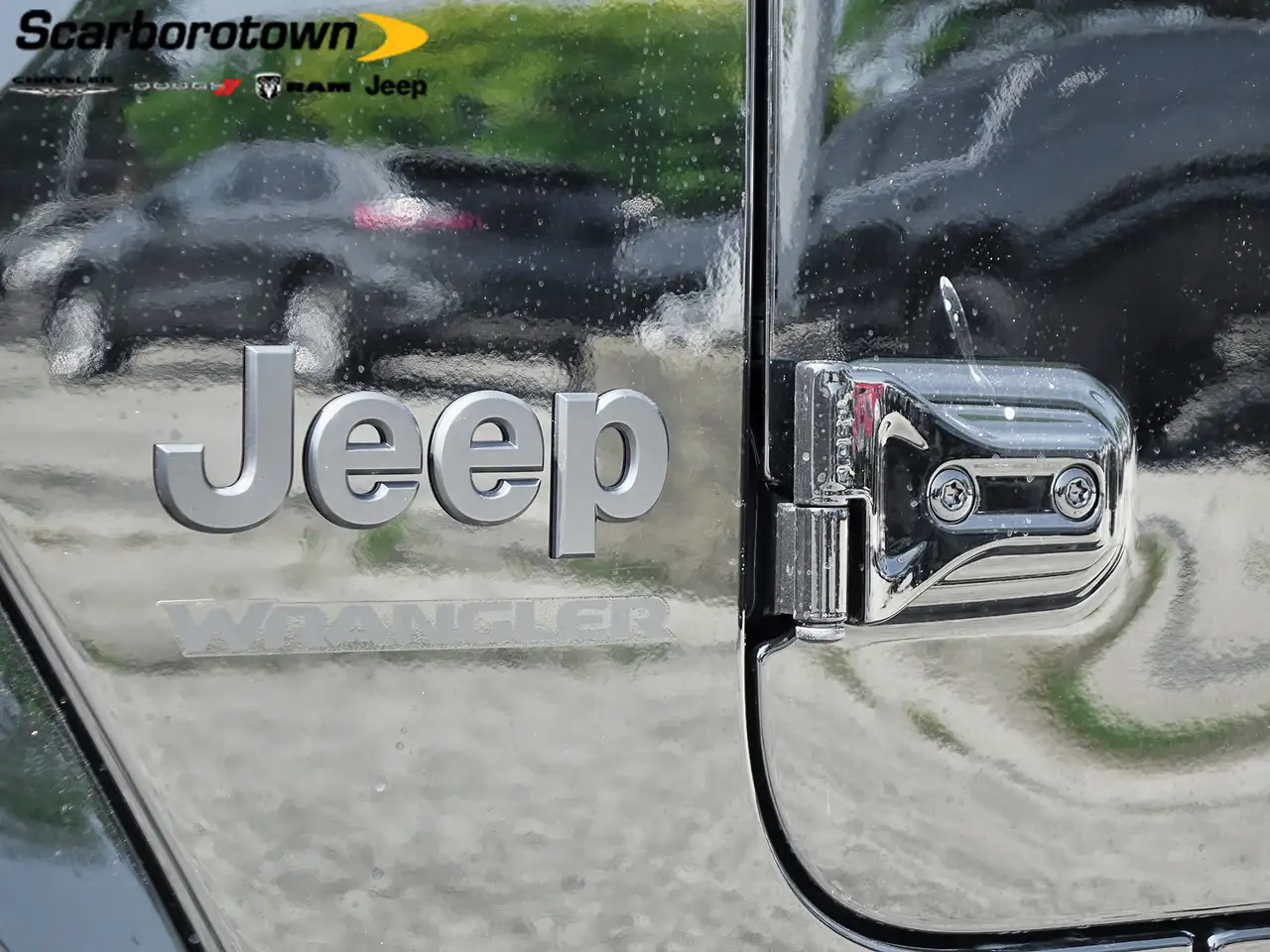 Jeep Wrangler - Image 13