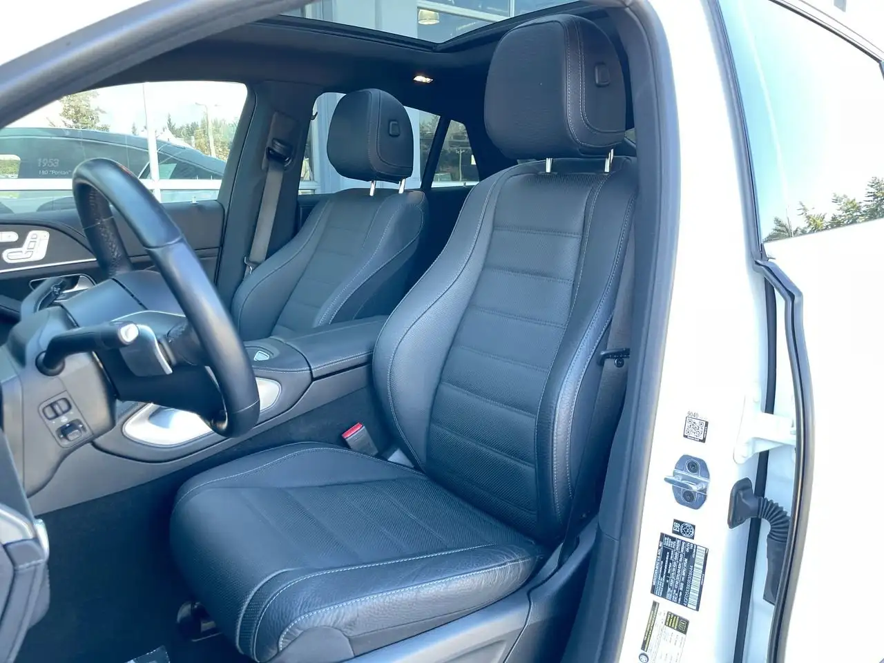 Mercedes-Benz GLE - Image 19