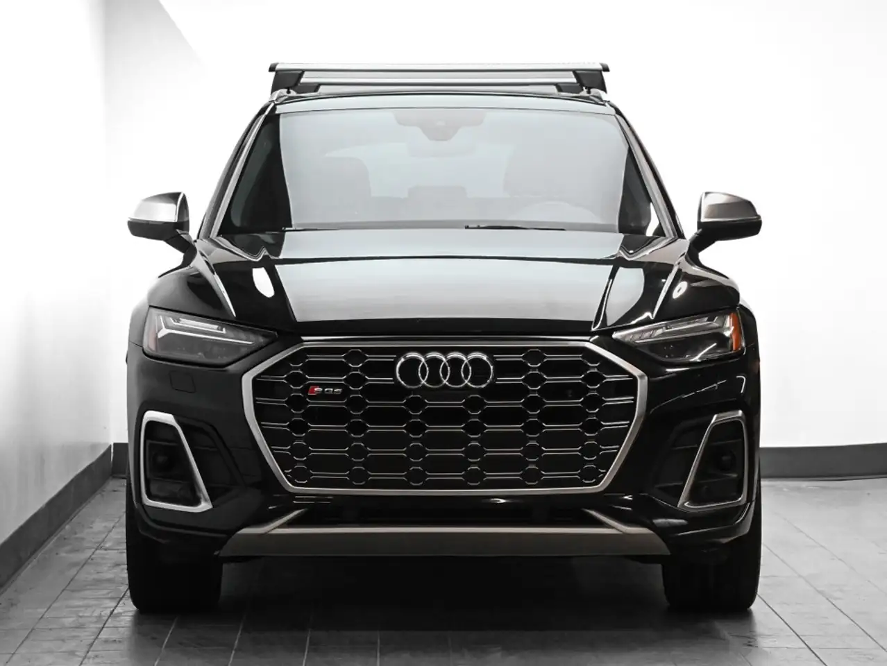 Audi SQ5 - Image 2