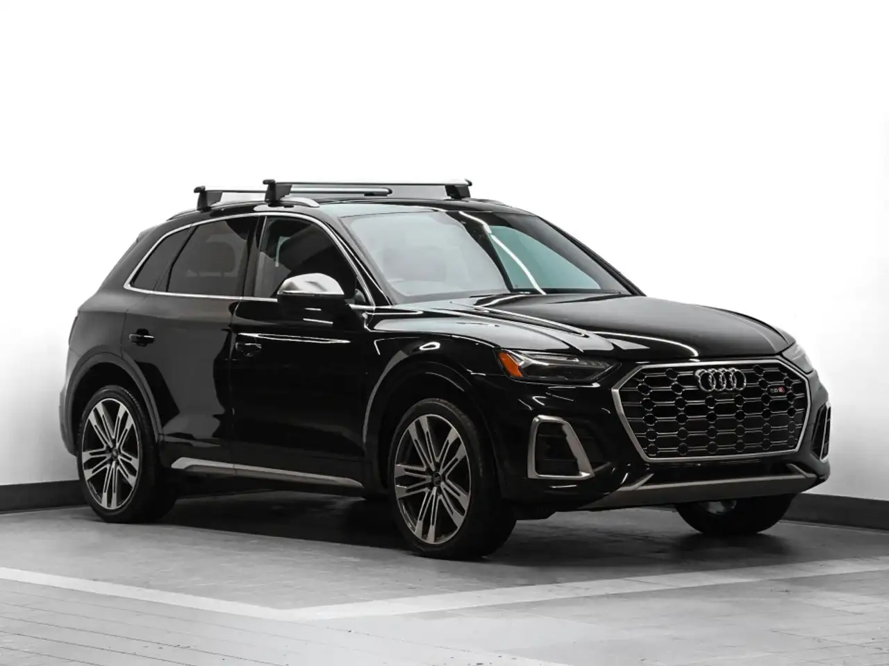 Audi SQ5 - Image 1