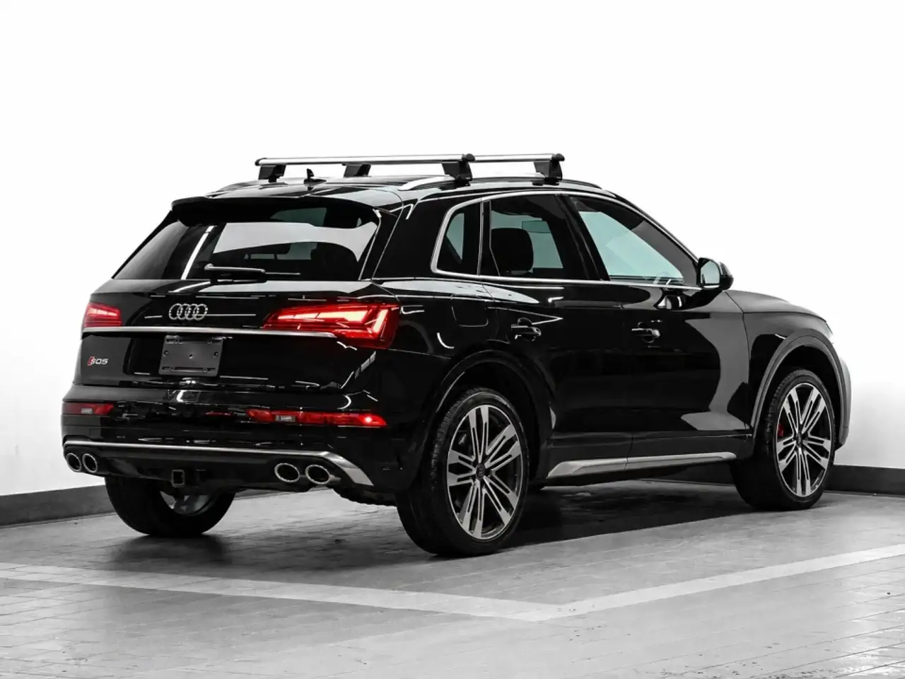 Audi SQ5 - Image 4