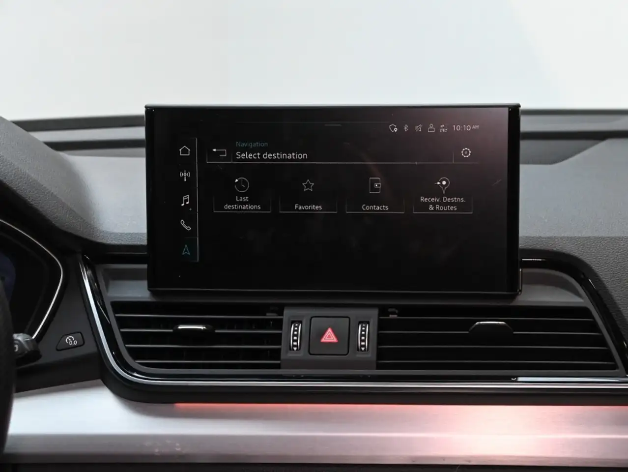 Audi SQ5 - Image 32