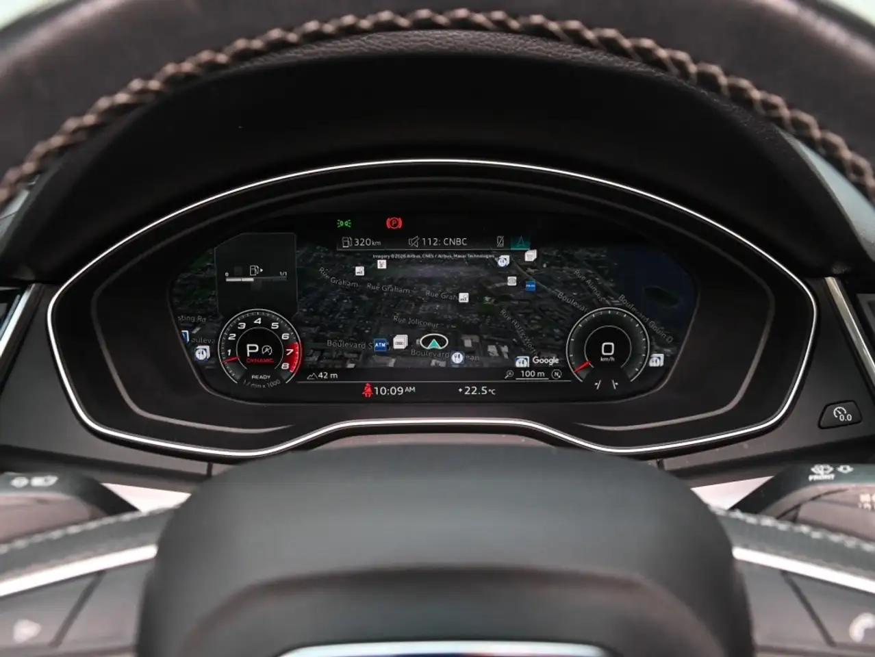 Audi SQ5 - Image 31