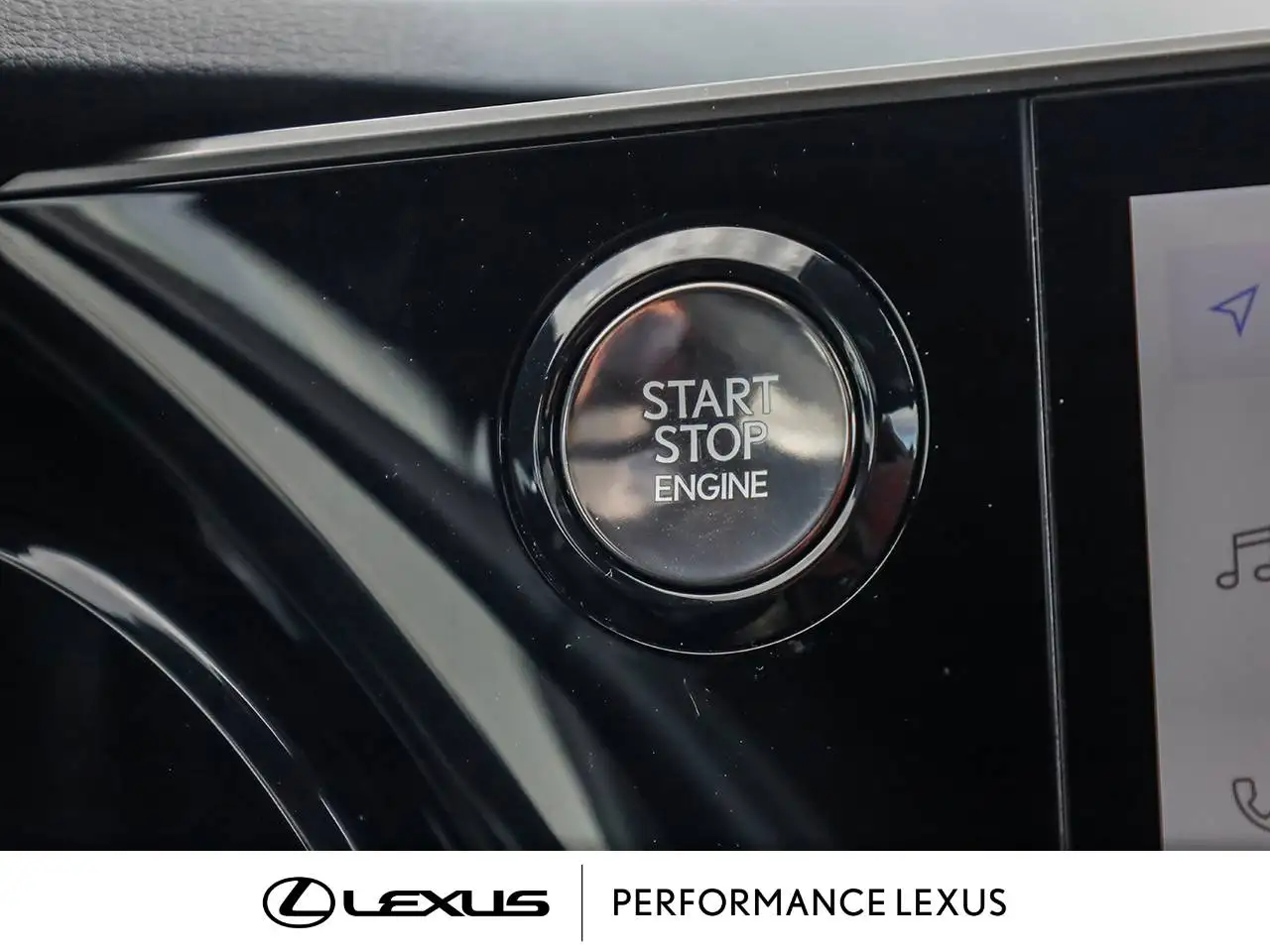 Lexus RX - Image 27