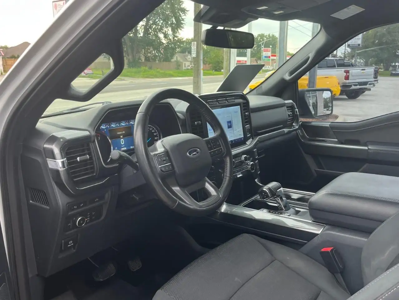 Ford F-150 - Image 14