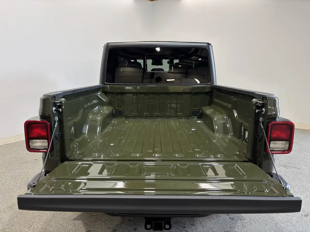 Jeep Gladiator - Image 17