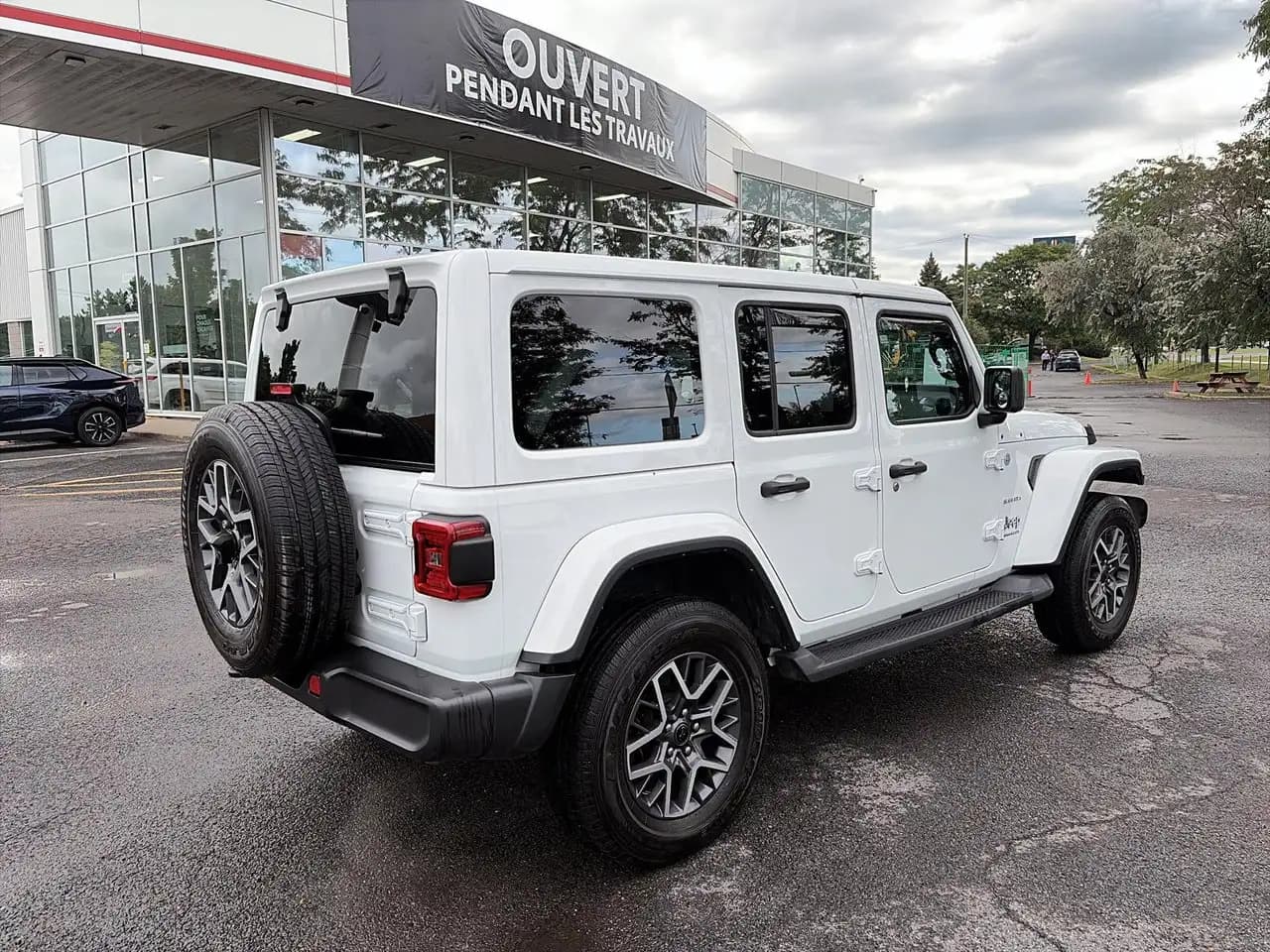 Jeep Wrangler - Image 5