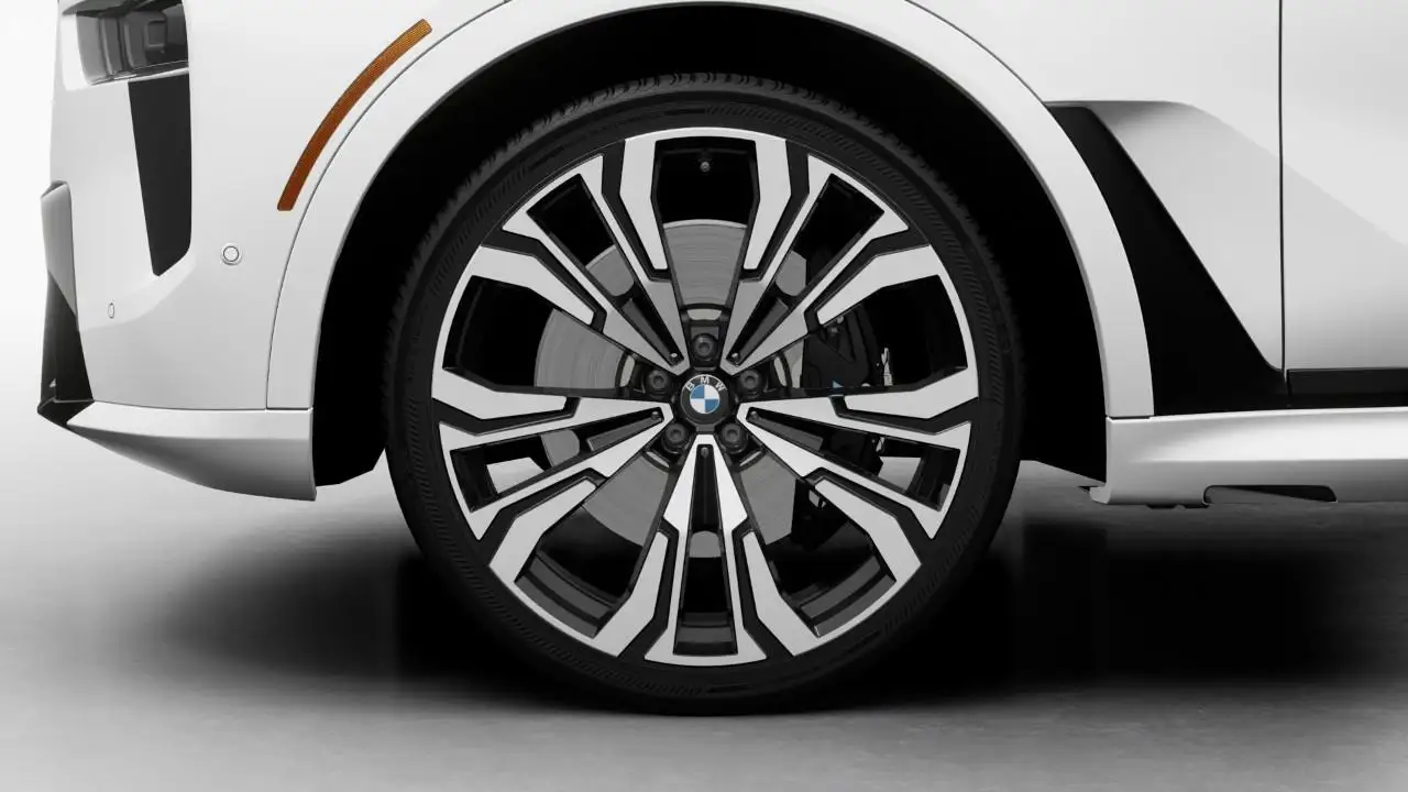 BMW X7 - Image 7
