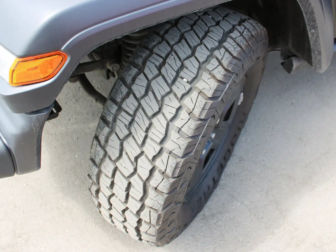Jeep Wrangler - Image 12