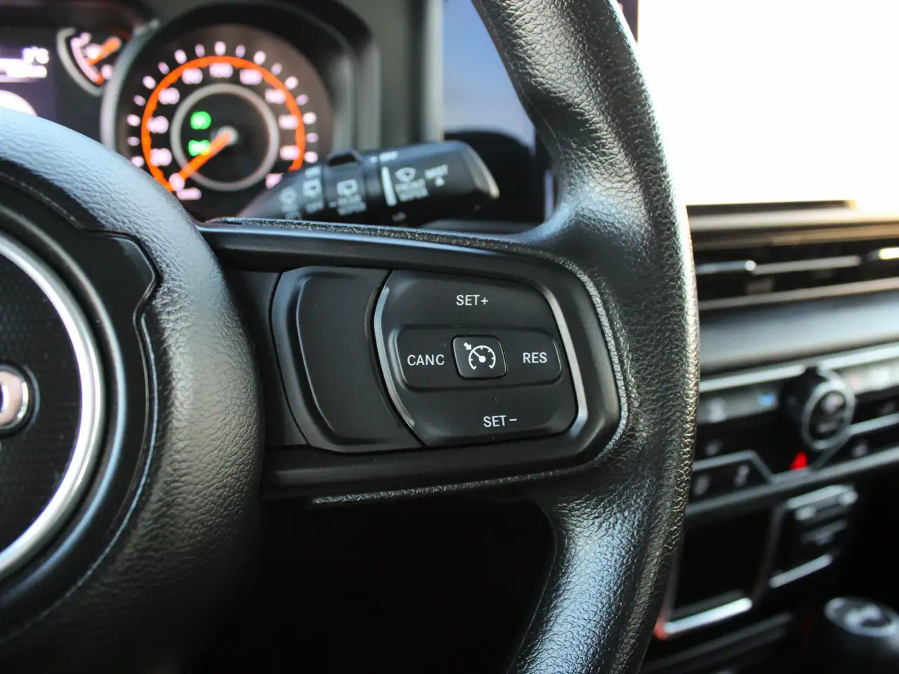 Jeep Wrangler - Image 21