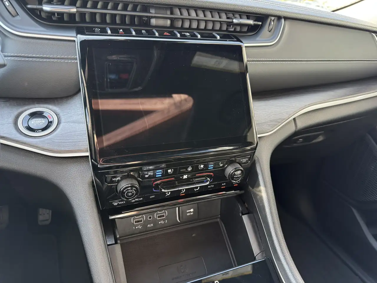 Jeep Grand Cherokee - Image 20