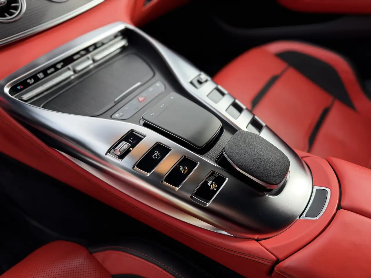 Mercedes-Benz AMG GT - Image 16