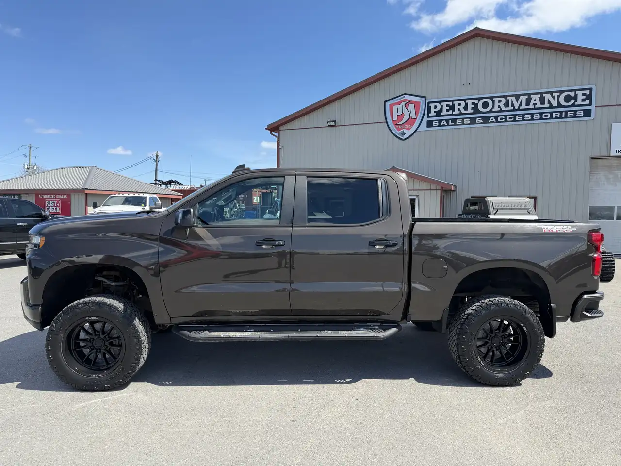 Chevrolet Silverado 1500 - Image 4