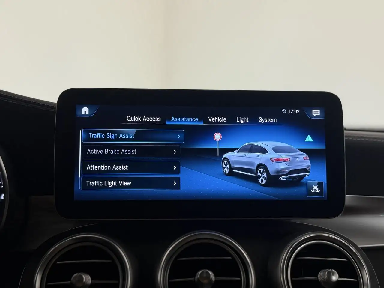 Mercedes-Benz GLC - Image 14