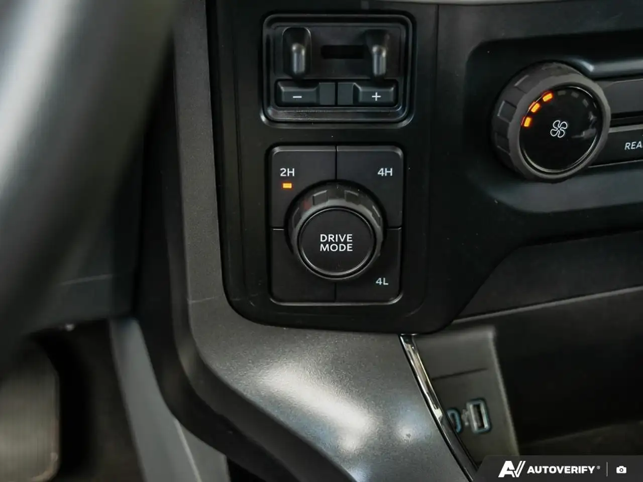 Ford F-150 - Image 27