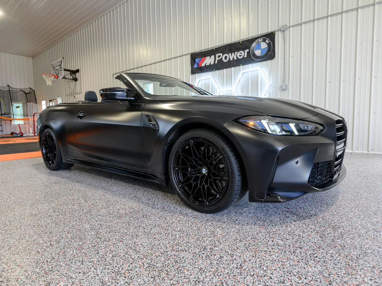 BMW M4 - Image 1