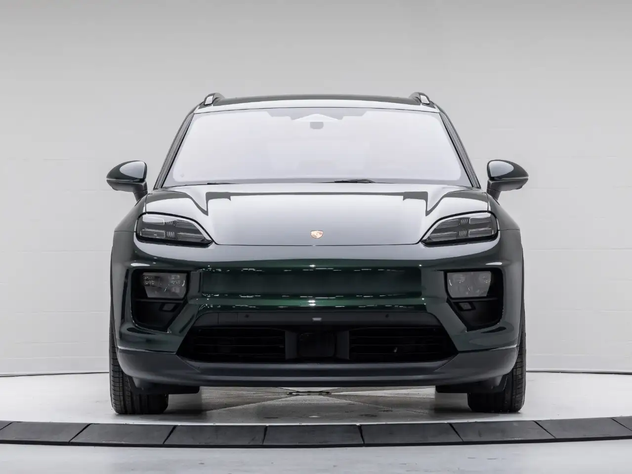 Porsche Macan - Image 2