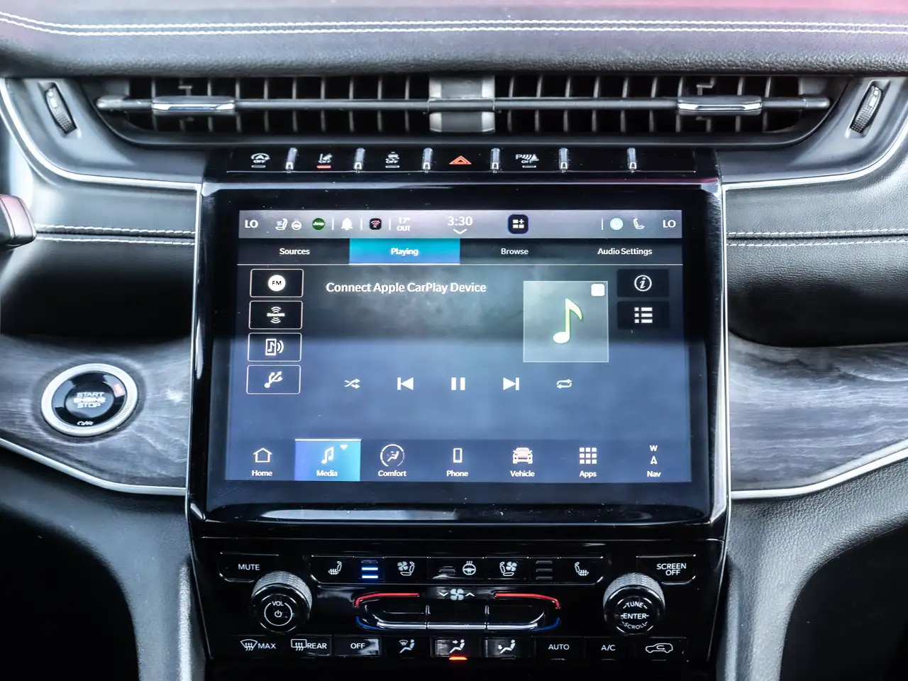 Jeep Grand Cherokee - Image 17