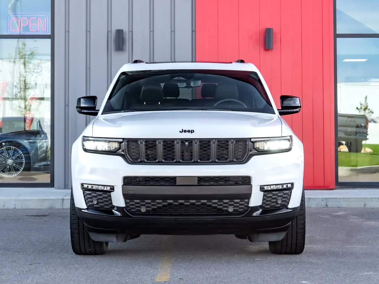 Jeep Grand Cherokee - Image 3