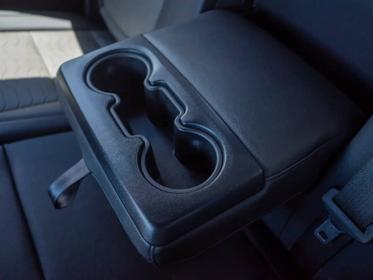 Chevrolet Silverado 1500 - Image 43