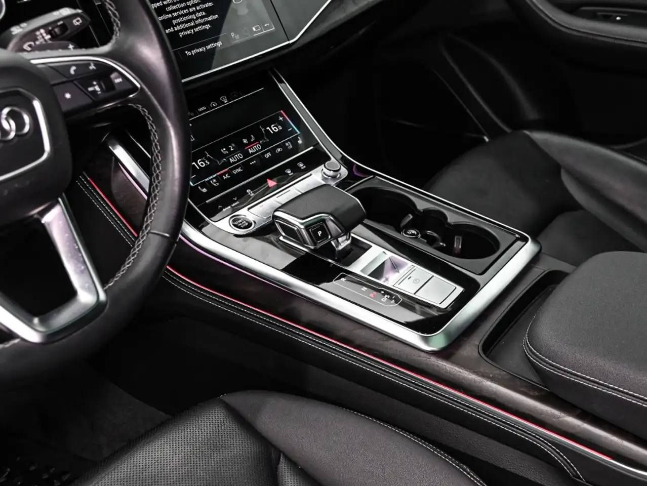 Audi Q8 - Image 21