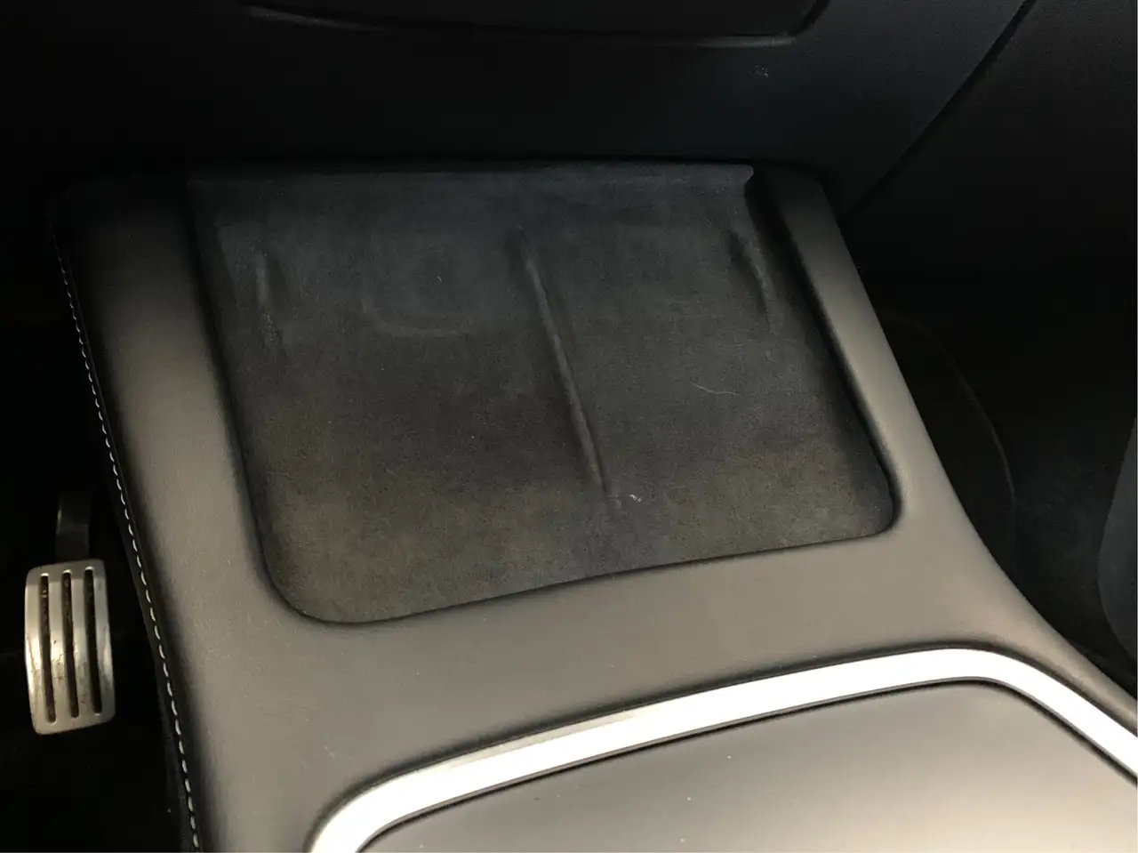 Tesla Model Y - Image 30