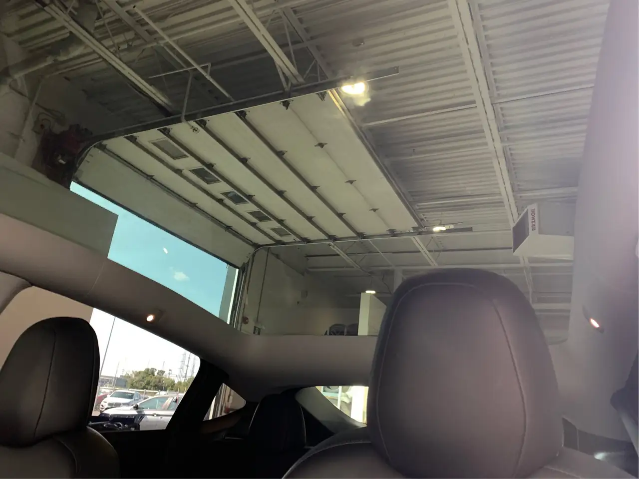 Tesla Model Y - Image 5