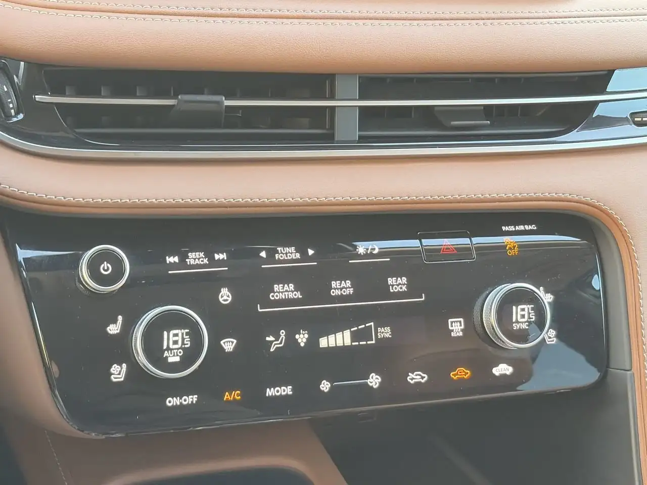 Infiniti QX60 - Image 27