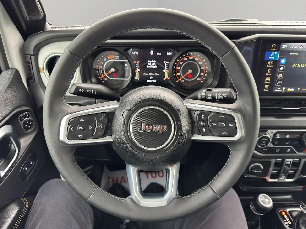 Jeep Wrangler - Image 12