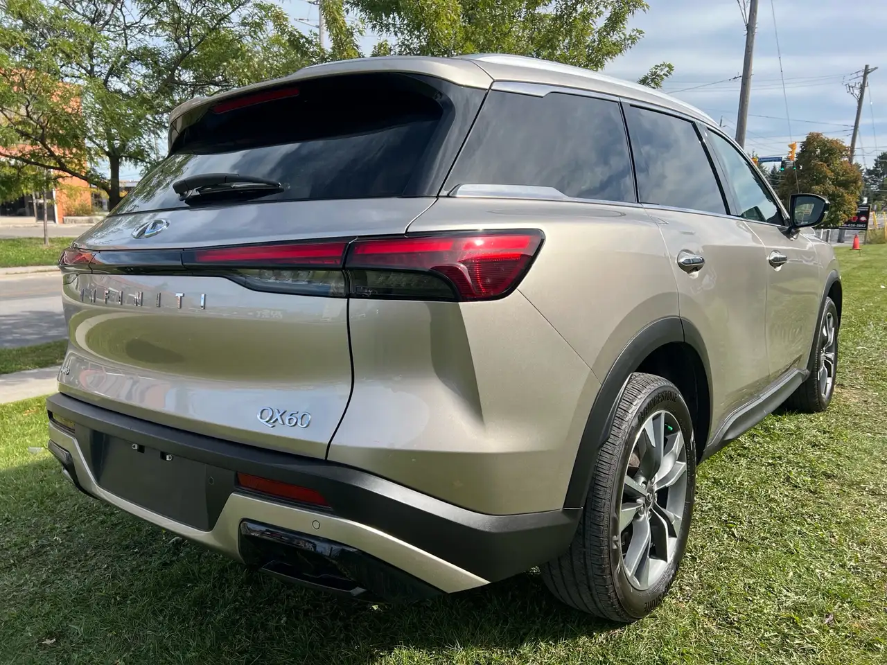 Infiniti QX60 - Image 5