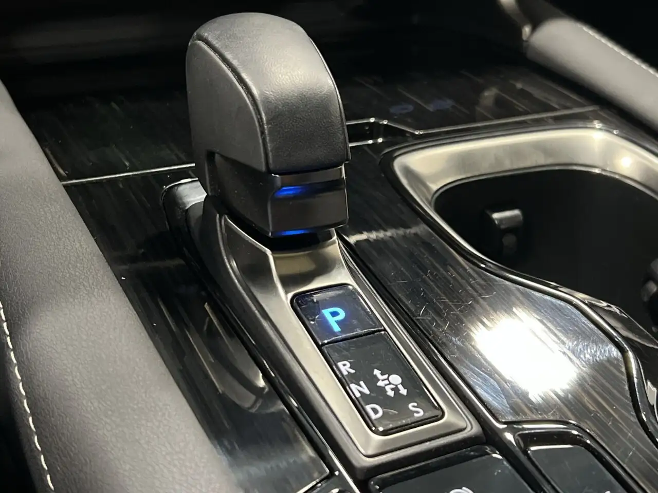 Lexus RX - Image 18