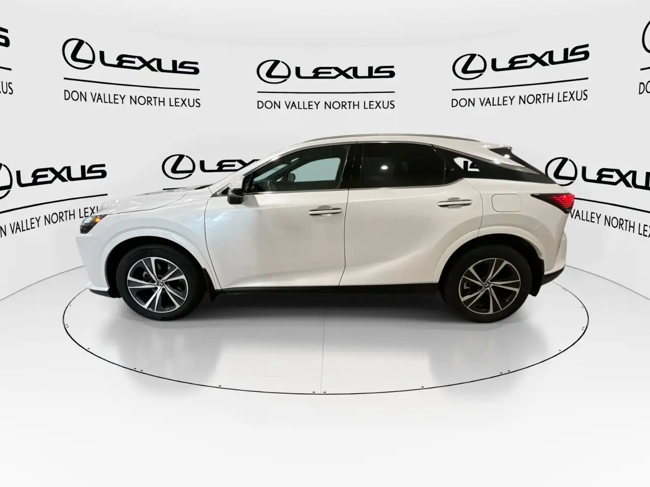 Lexus RX - Image 5