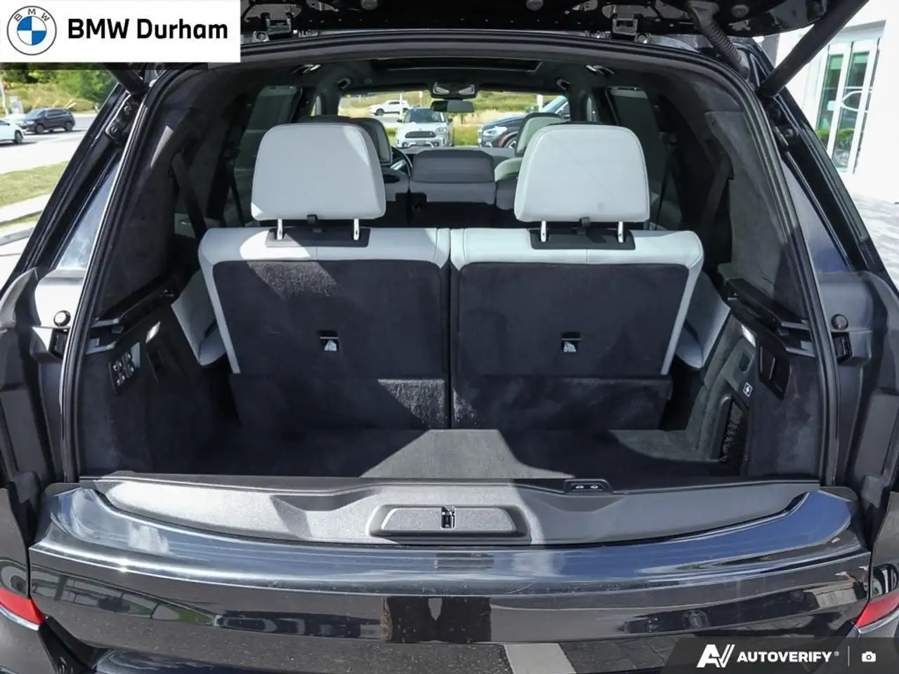BMW X7 - Image 11