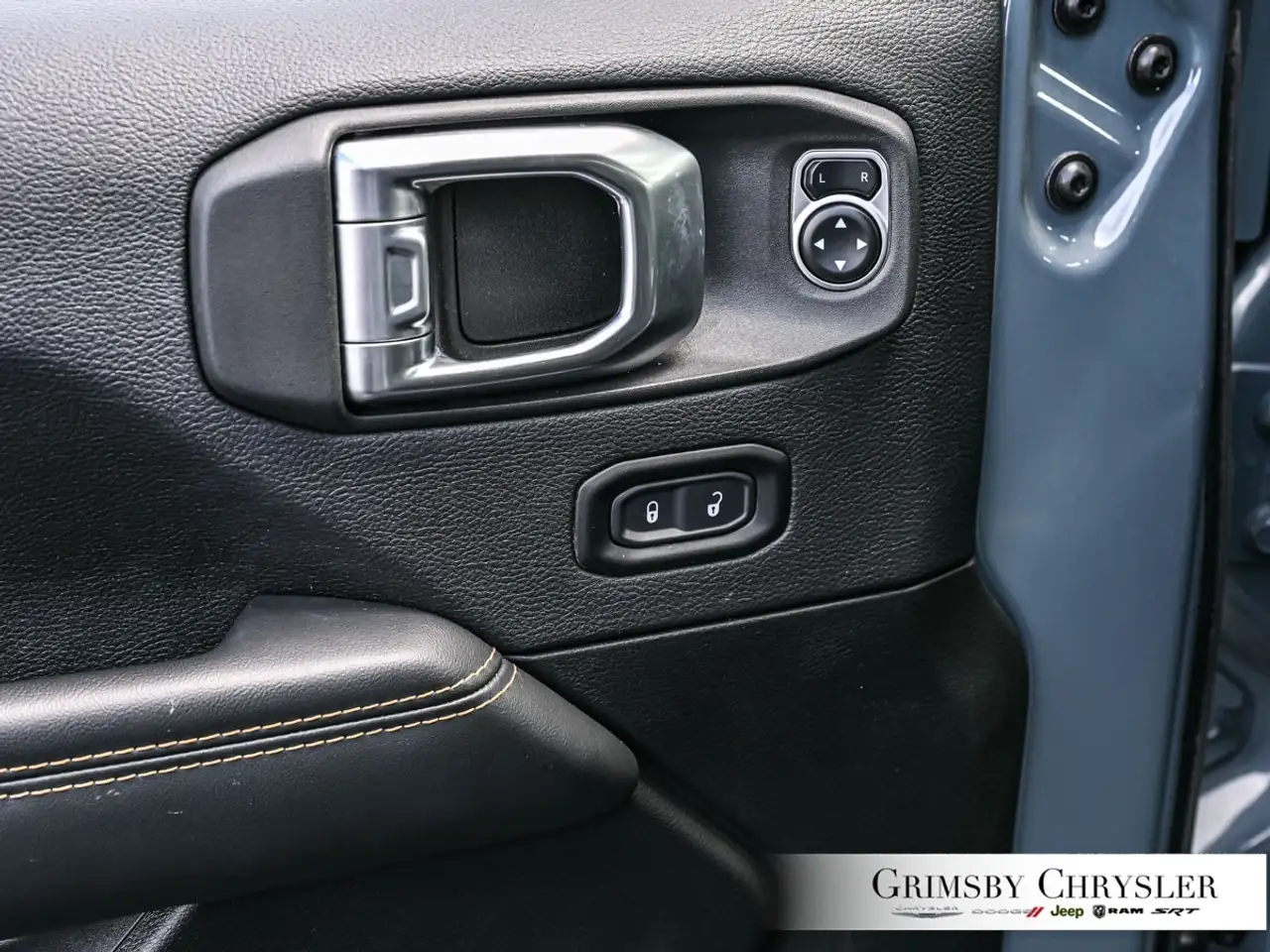 Jeep Wrangler - Image 16