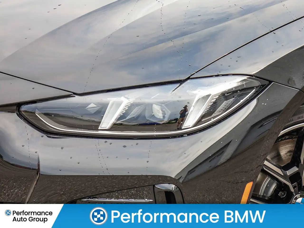BMW i4 - Image 8