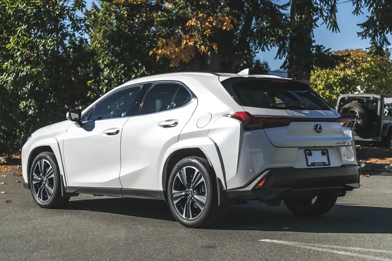 Lexus UX - Image 6
