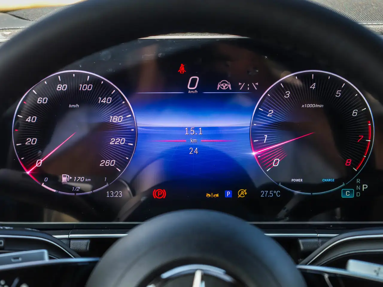 Mercedes-Benz GLE - Image 22