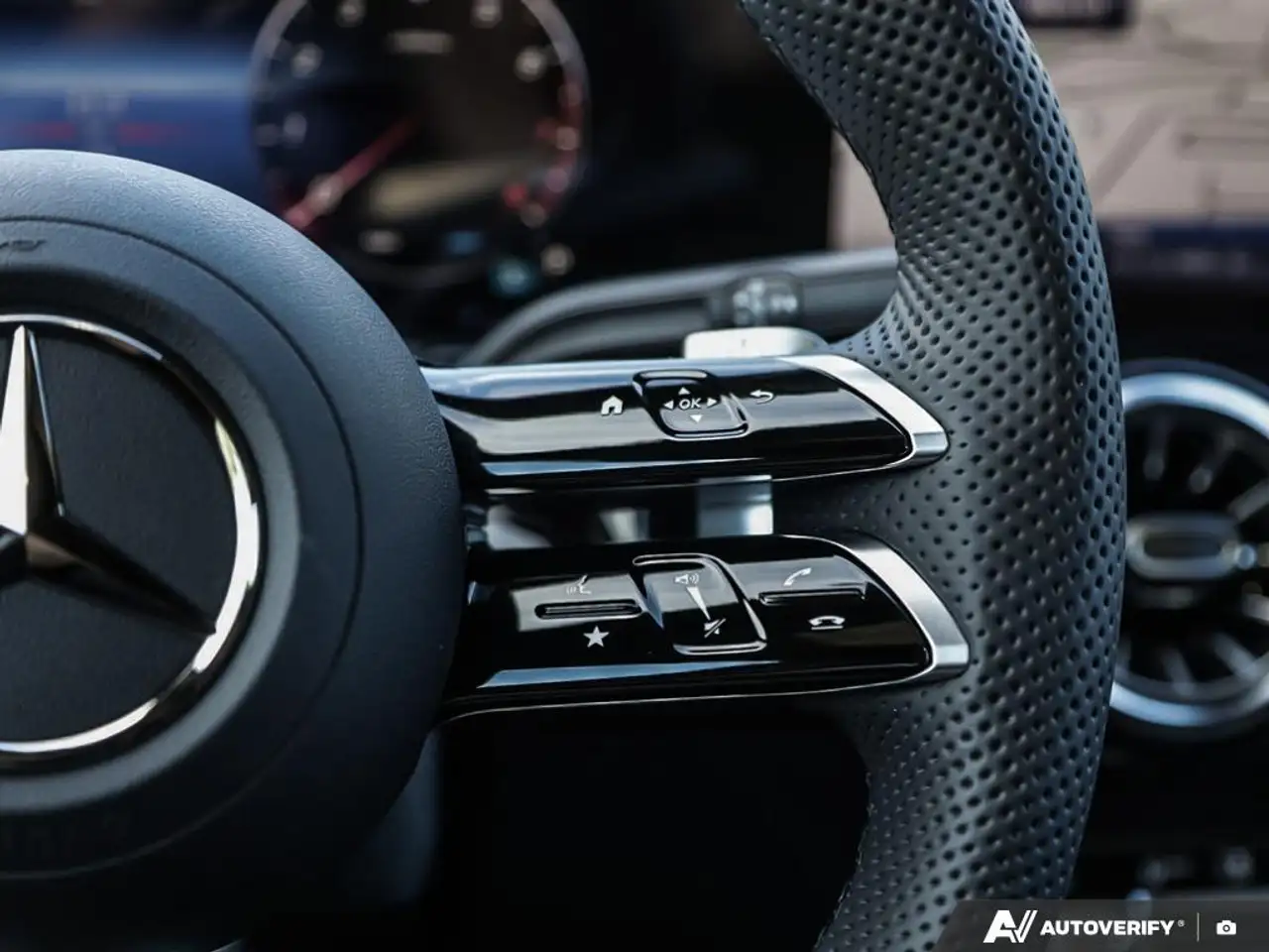 Mercedes-Benz GLA - Image 16