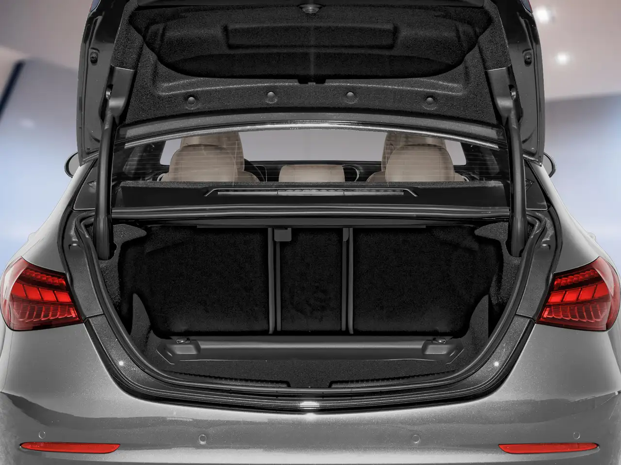 Mercedes-Benz C-Class - Image 7