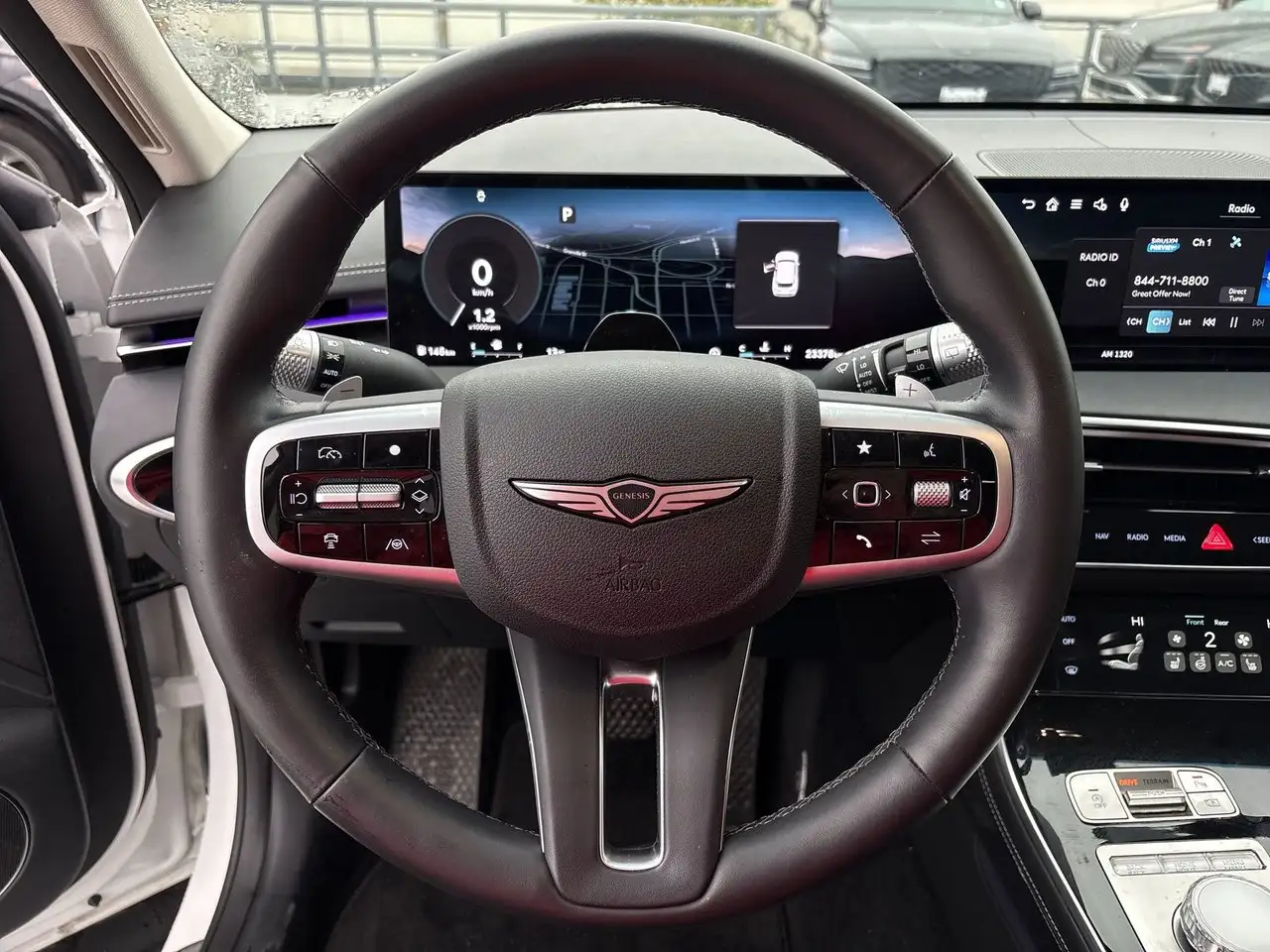 Genesis GV70 - Image 22