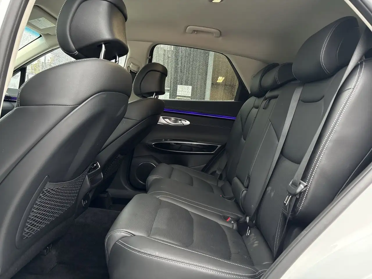 Genesis GV70 - Image 30