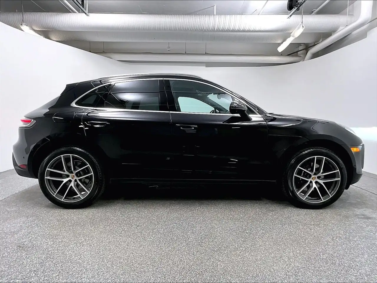 Porsche Macan - Image 4