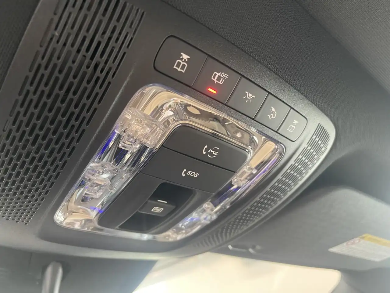 Mercedes-Benz GLA - Image 22