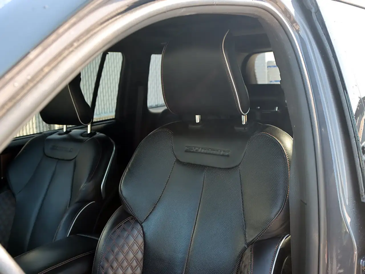 Jeep Grand Cherokee - Image 7