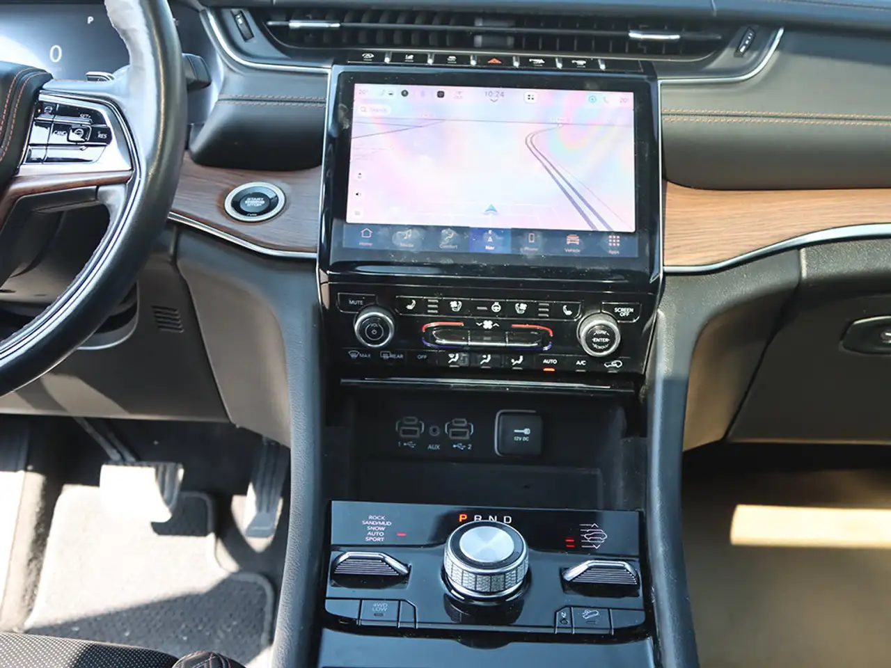 Jeep Grand Cherokee - Image 20