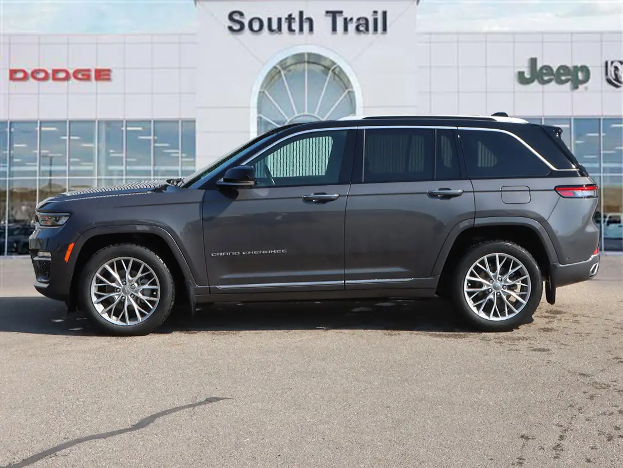 Jeep Grand Cherokee - Image 3