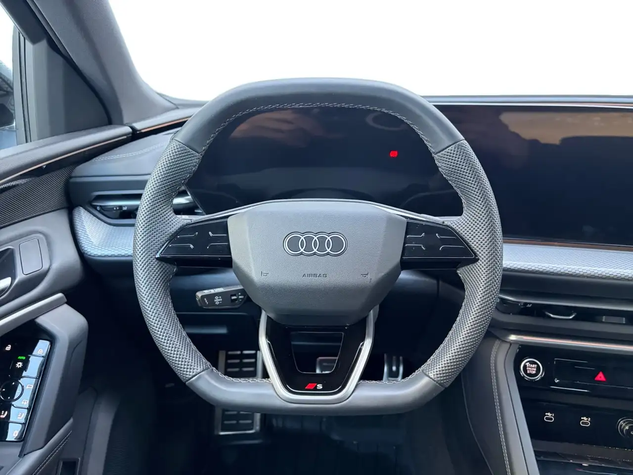 Audi Q5 - Image 11