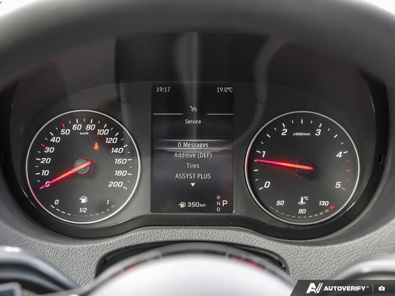 Mercedes-Benz Sprinter - Image 17