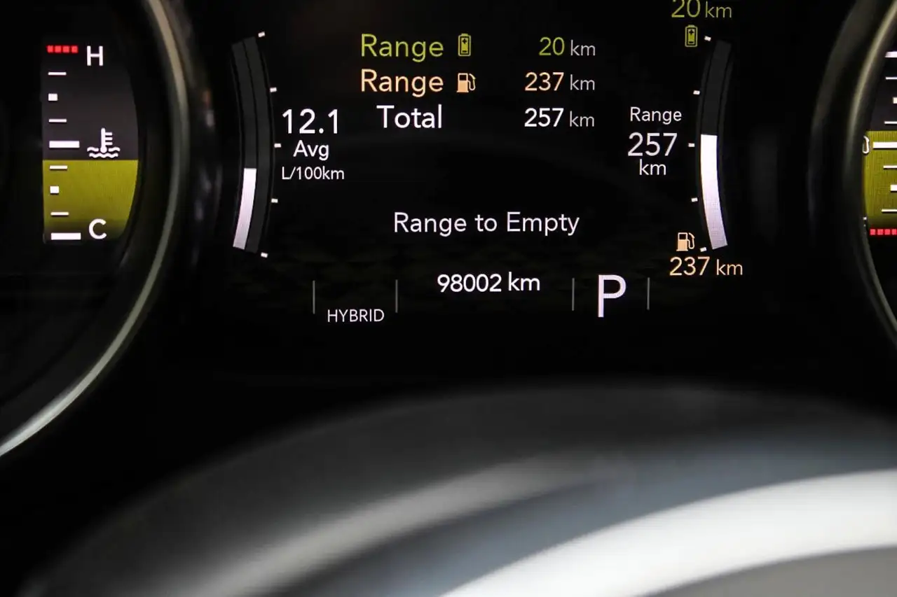 Jeep Wrangler - Image 13