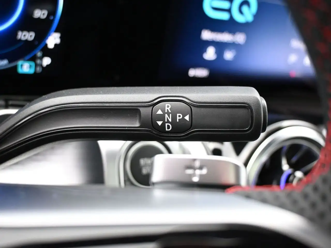 Mercedes-Benz EQB - Image 12